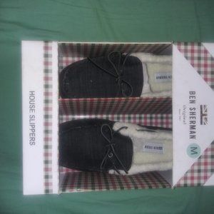 BEN SHERMAN MOCASIN SLIPPERS